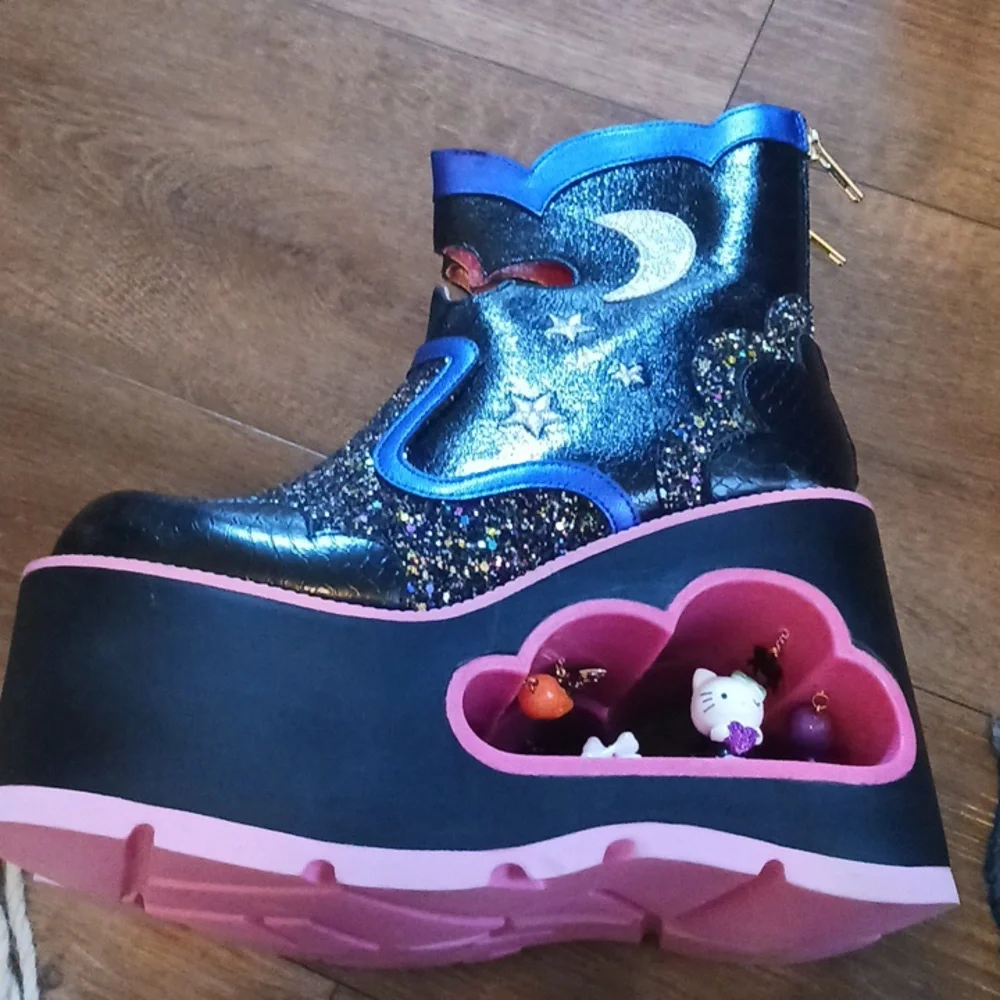 Irregular Choice Hello Kitty Cavern Platform Boots Size 39/8.5 - Picture 12 of 16